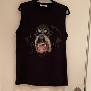 GIVENCHY Paris Rot tee